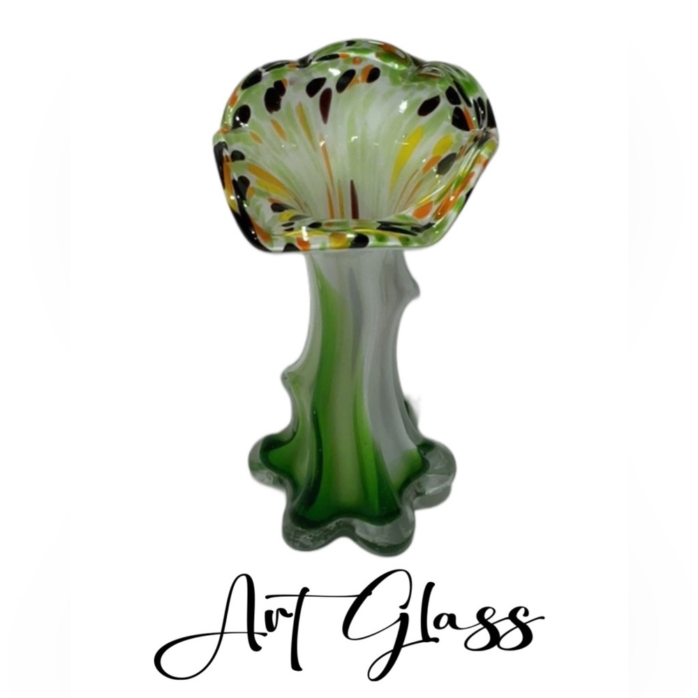 ART GLASS Cased Tree Trunk Clear to Green Shaped Bud Vase Spatter Pontil Vtg
